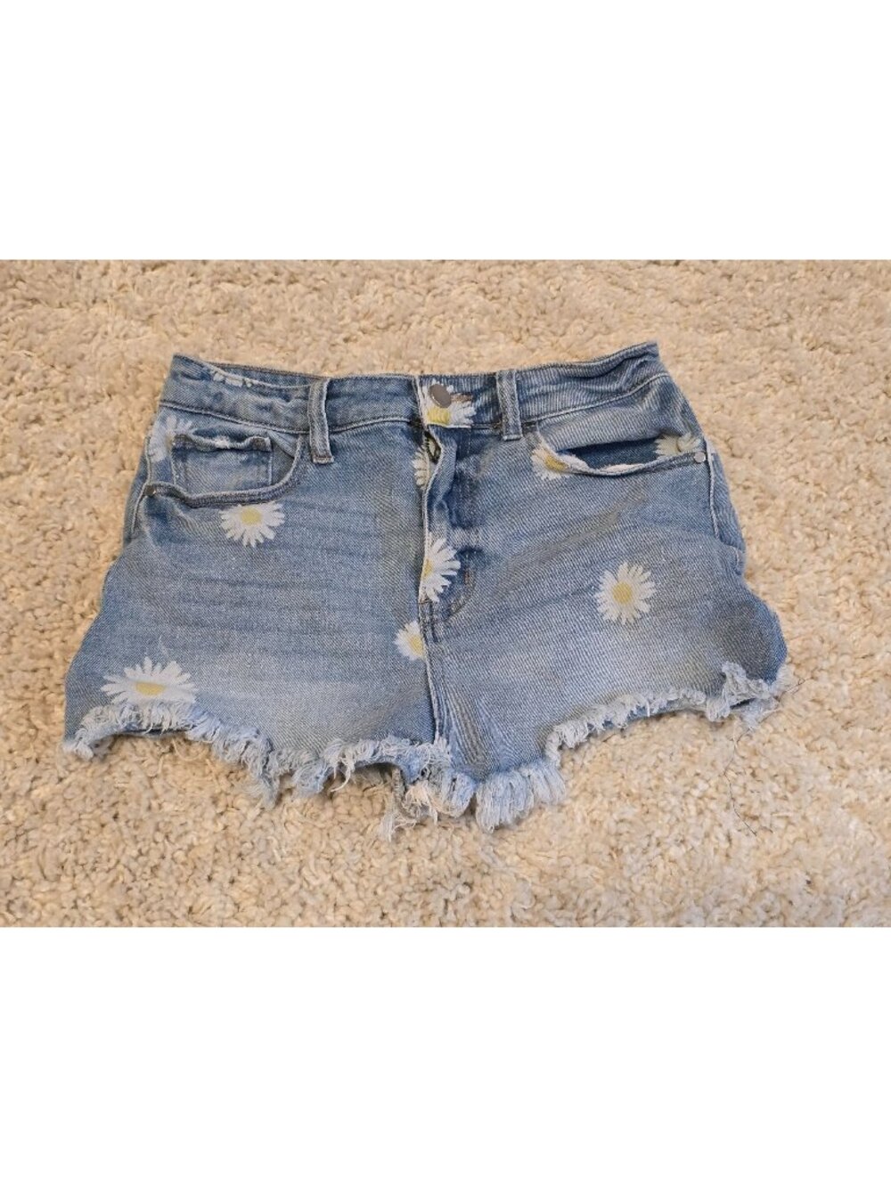 Material Girl Women's Size 7 Daisy Floral Denim Shorts Distressed Cutoff Frayed